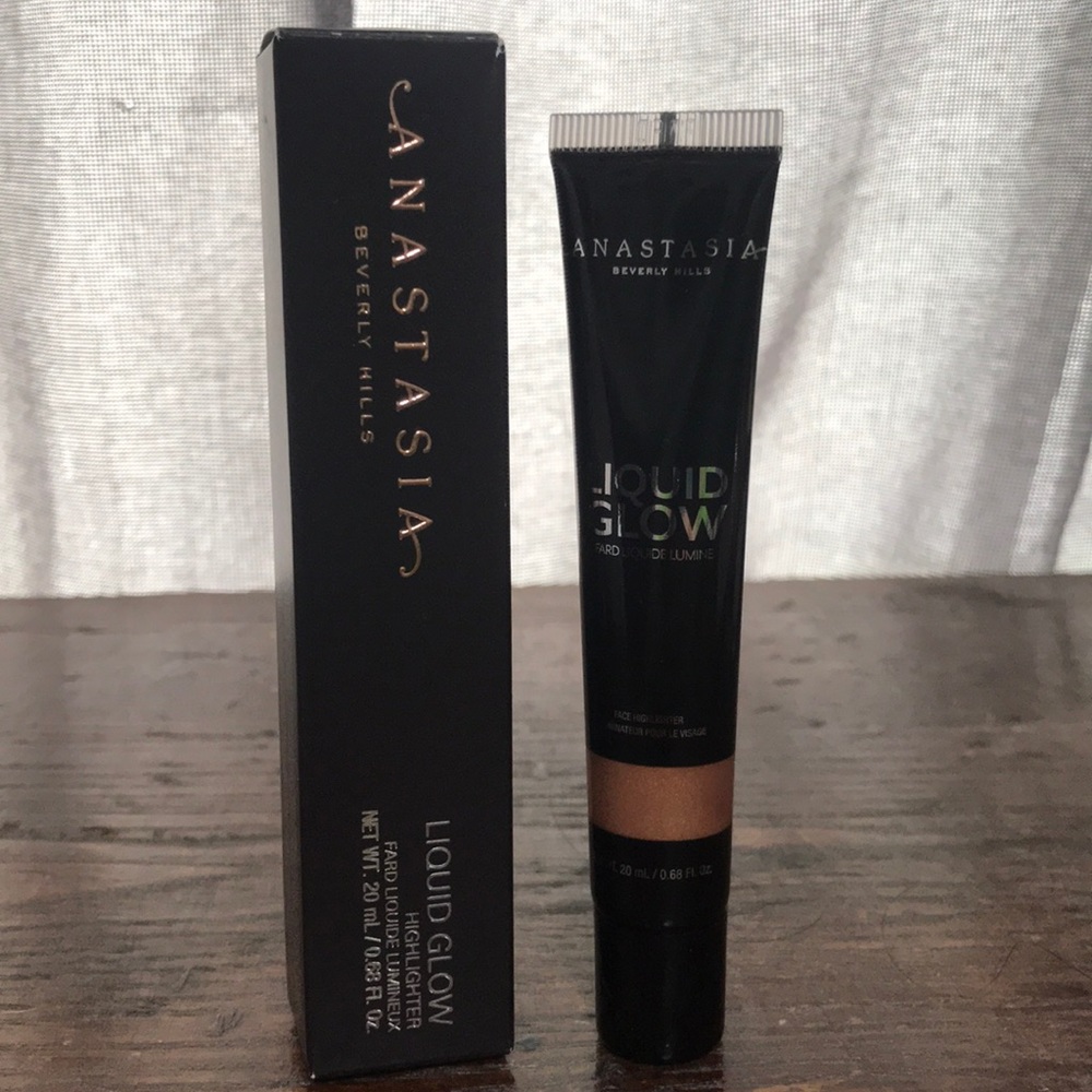 Anastasia Beverly Hills Liquid Highlighter
